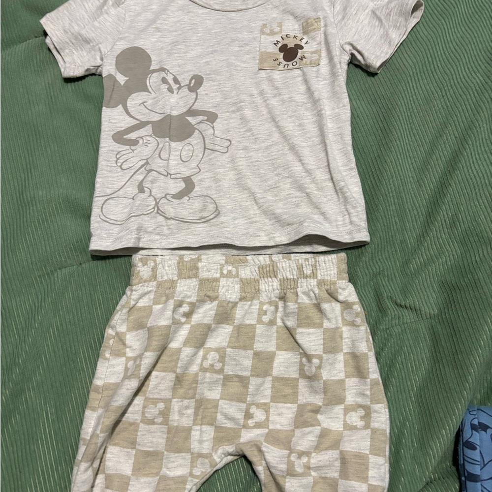 Disney Mickey Mouse Kids Set - Gray and Cream